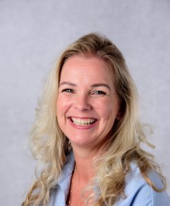 Nancy Bakker